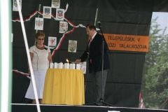 20120718_1417902481__y9k8676