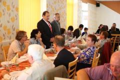 20150925_1973910196_lm152414