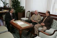 20110519_1505797307_zy9k2977