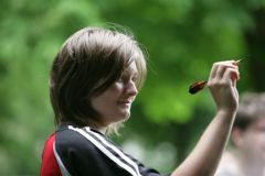 20110530_1700361684_zy9k4680