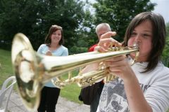 20110530_1704485880_zy9k4637